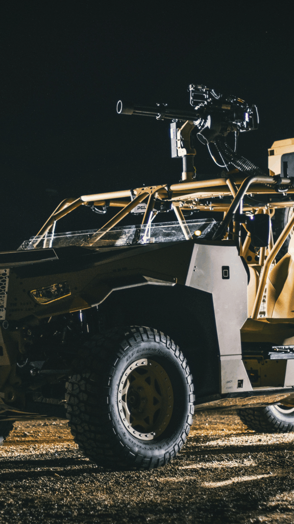 Day&Night-108x1920-6_01